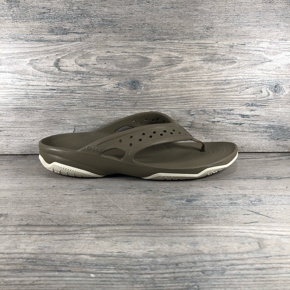 crocs swiftwater graphic print mens sandals